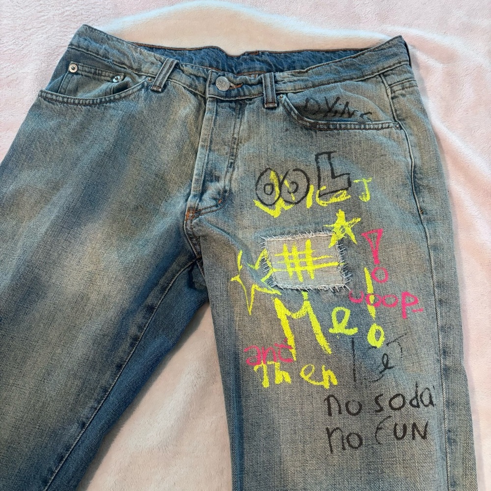 Iceberg Jeans Vintage Men's Size 32
Made In Italy